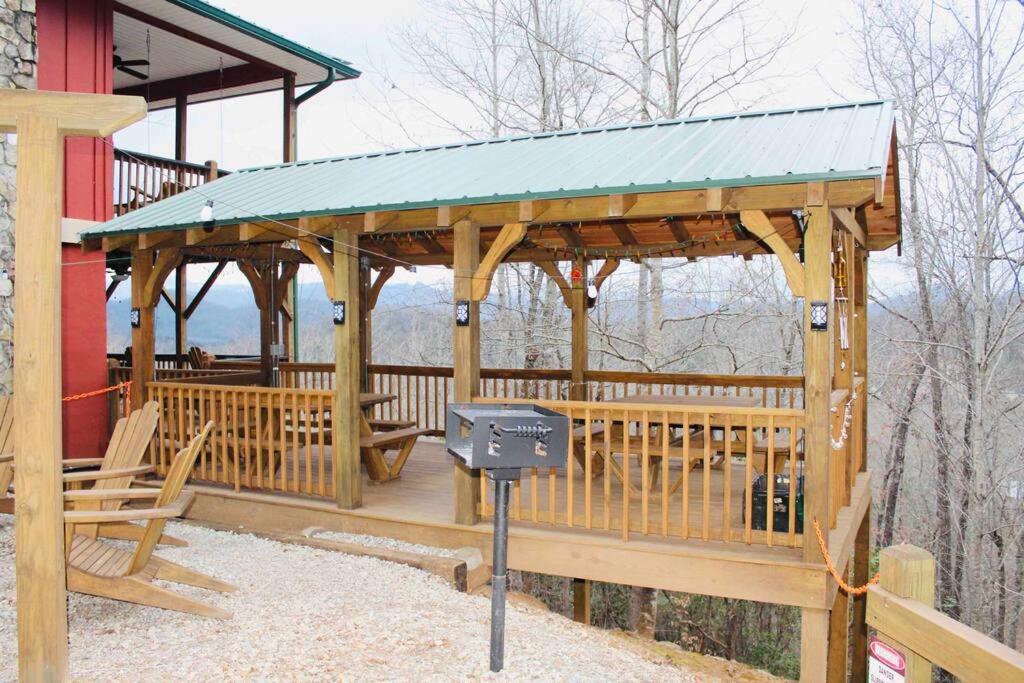 Red Rooster Family Cabin W/Hot Tub+Fire Pit+View Франклин Экстерьер фото